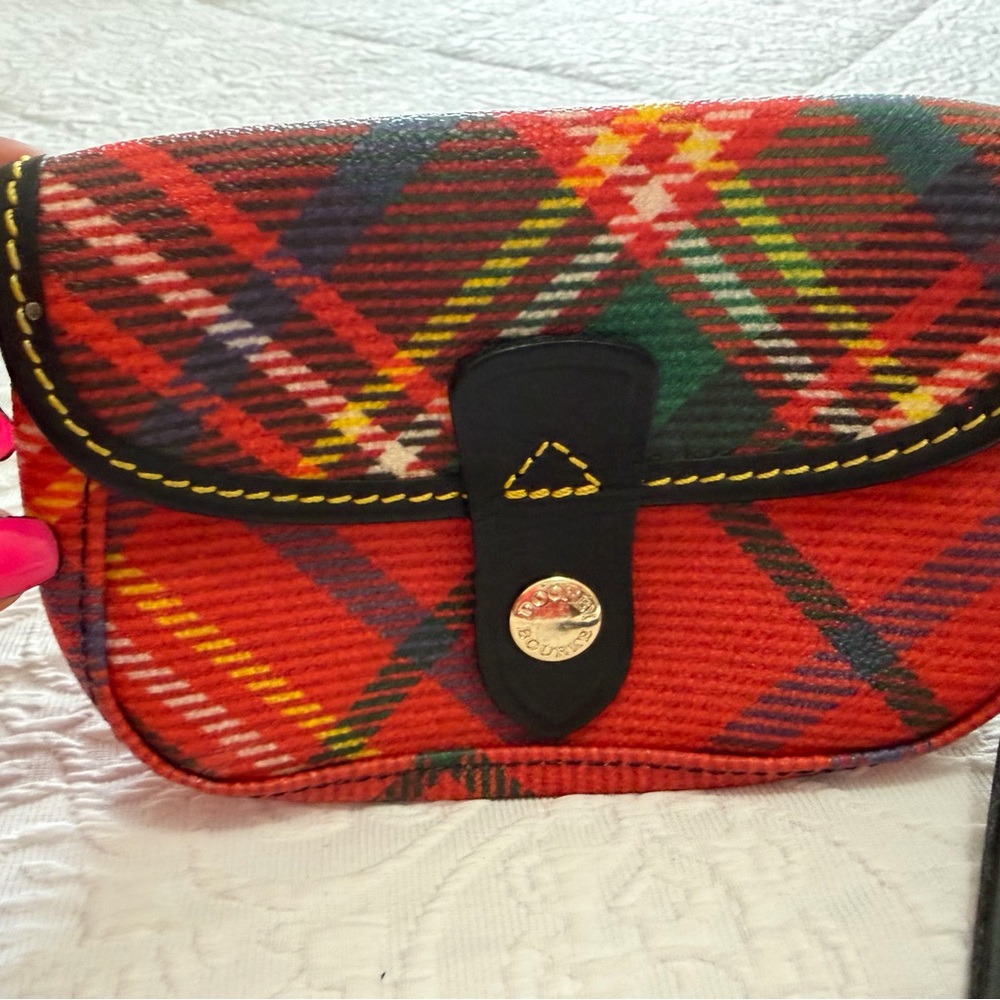 Dooney & Bourke Plaid Women wristlet